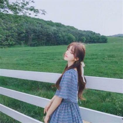 吃瓜网红头像拍照姿势女,女生拍照新潮流