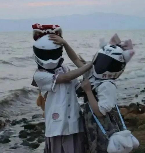 吃瓜车祸网红叫什么名字,揭秘网络红人的意外瞬间